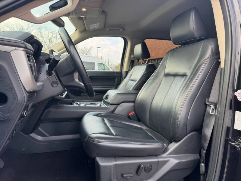 2023 Ford Expedition MAX XLT