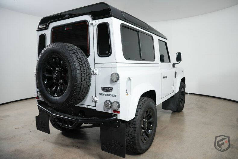 1986 Land Rover Defender