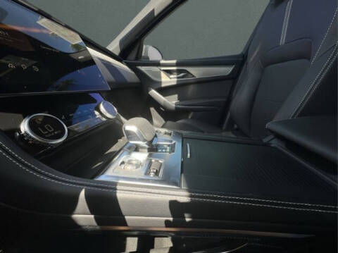 2025 Jaguar F-PACE P250 R-Dynamic S