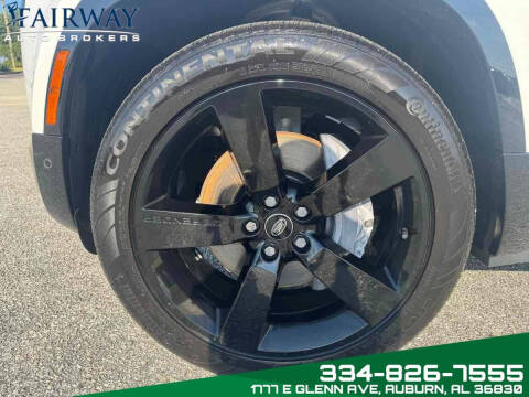 2024 Land Rover Defender 130 P400 X-Dynamic SE