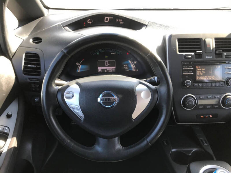 2013 Nissan LEAF S