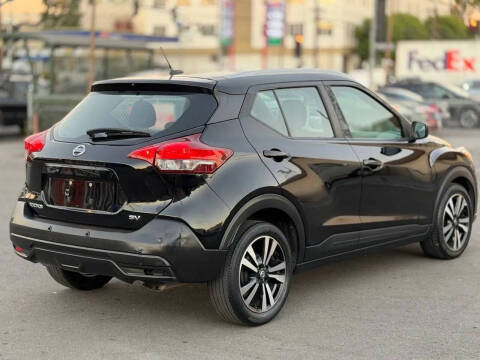 2020 Nissan Kicks SV