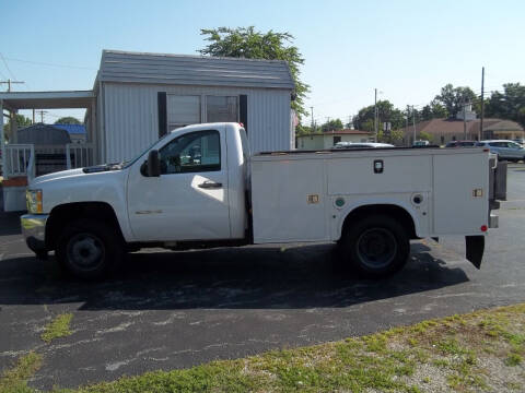 2013 Chevrolet Silverado 3500HD CC for sale at R V Used Cars LLC in Georgetown OH