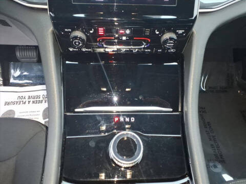 2022 Jeep Grand Cherokee L Laredo