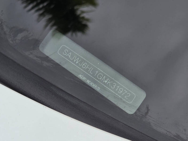 2016 Jaguar F-TYPE R