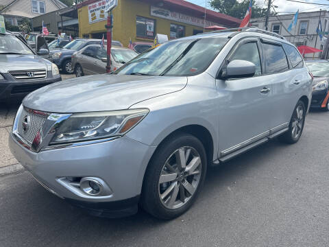 2013 Nissan Pathfinder SL