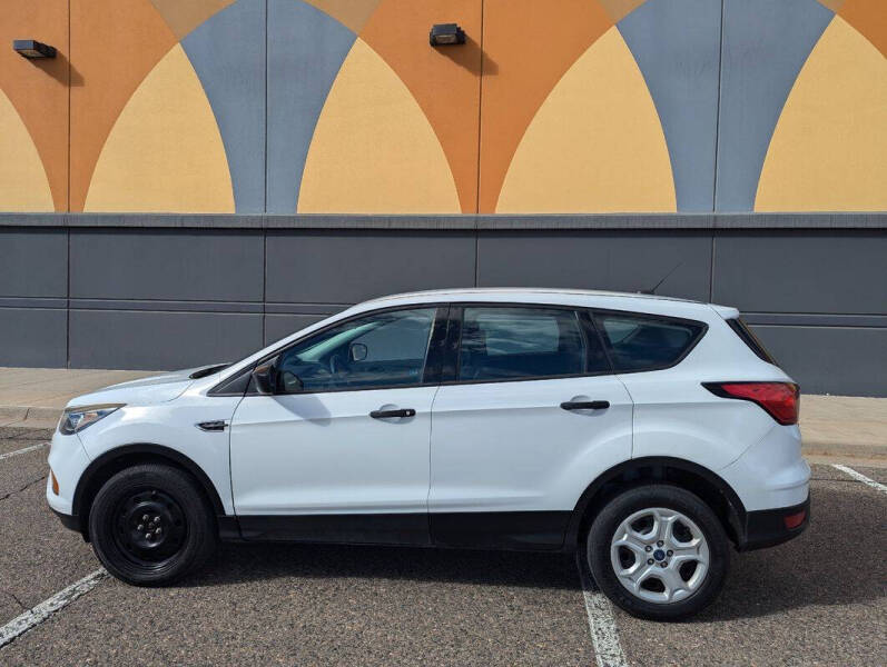 2019 Ford Escape S