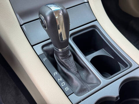 2015 Ford Taurus