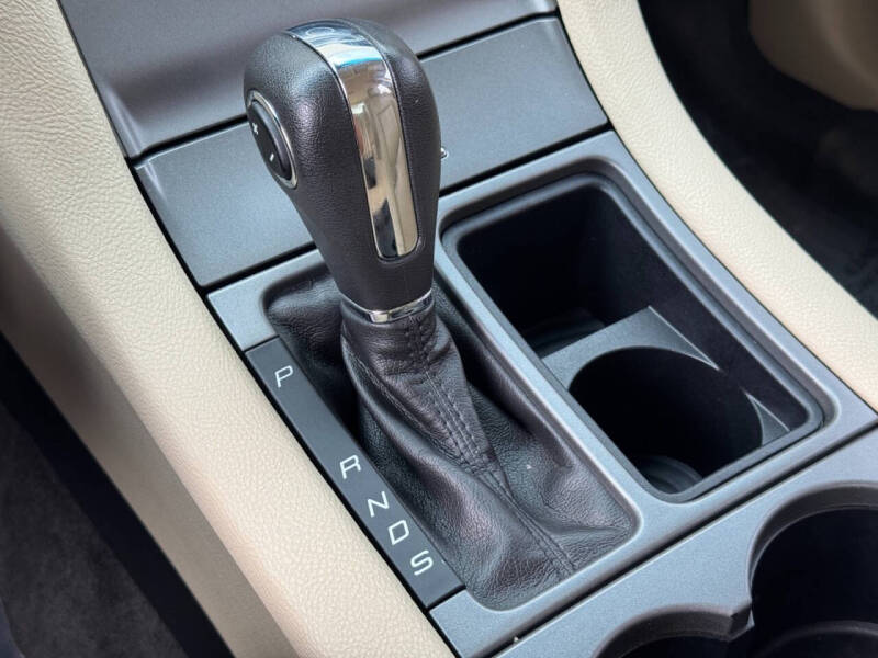 2015 Ford Taurus