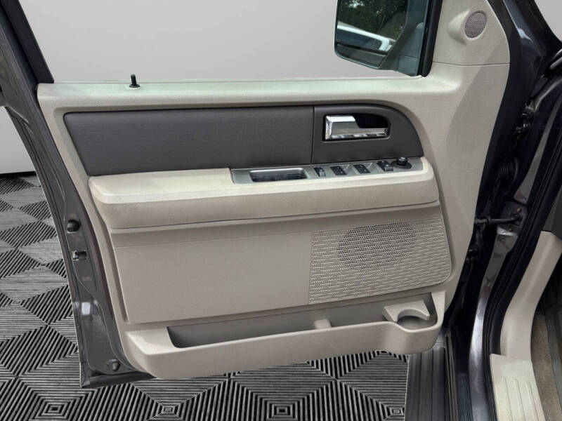 2011 Ford Expedition XL