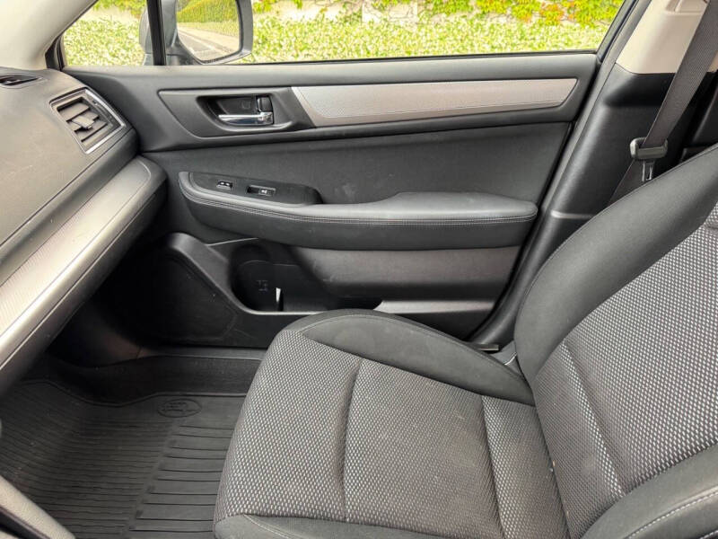 2017 Subaru Outback 2.5i Premium