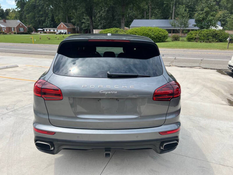 2016 Porsche Cayenne