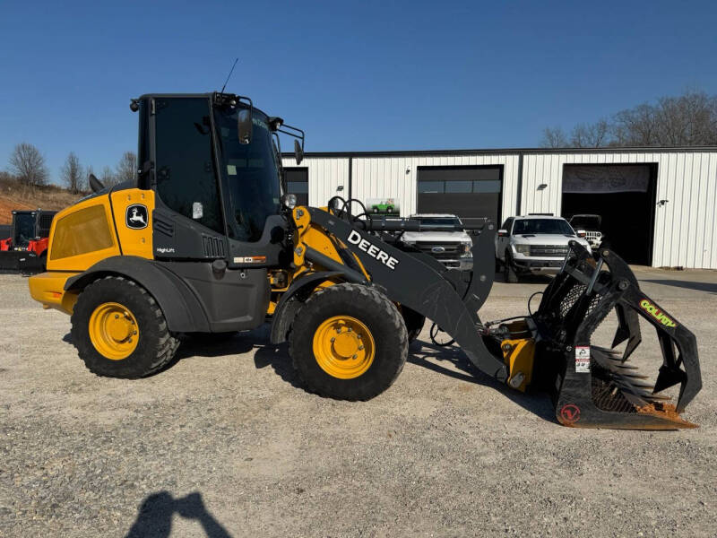 2023 John Deere 324P