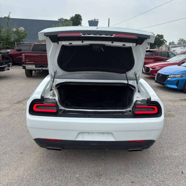 2019 Dodge Challenger SXT