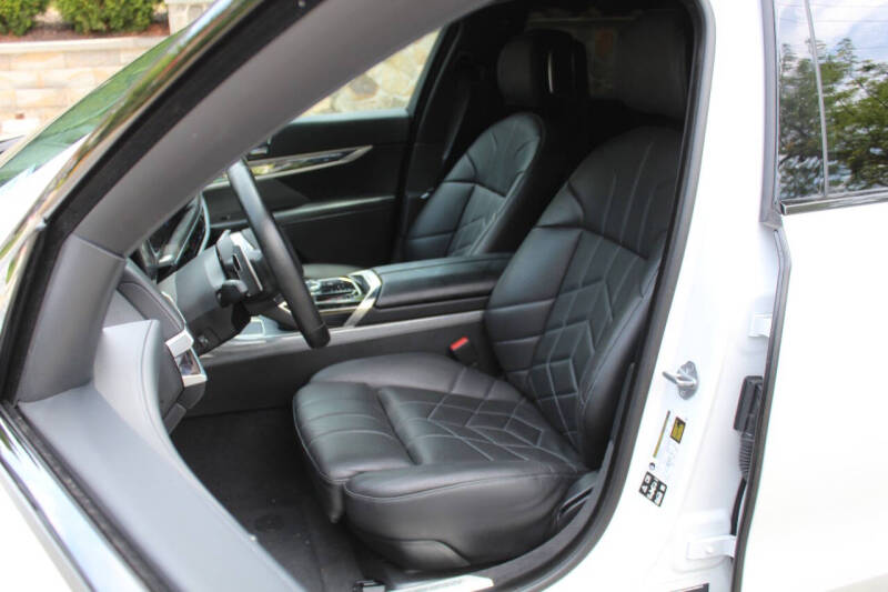 2024 BMW 7 Series 740i xDrive