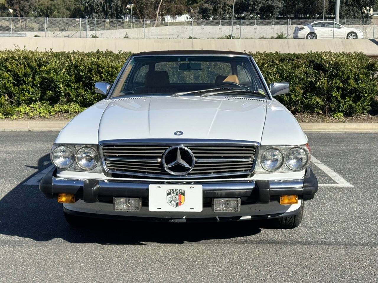 1989 Mercedes-Benz 560-Class for sale at DE AUTOS INC in San Juan Capistrano, CA