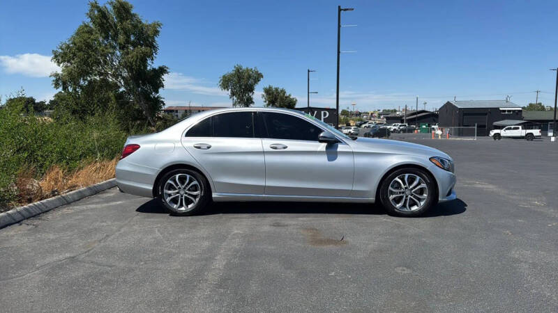 2016 Mercedes-Benz C-Class