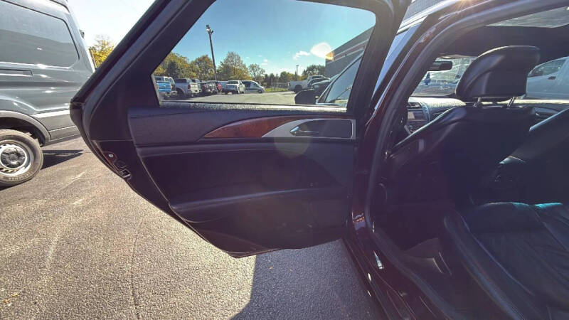 2017 Lincoln MKZ Select