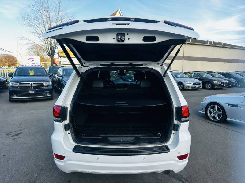 2017 Jeep Grand Cherokee Altitude