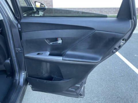 2015 Toyota Venza LE