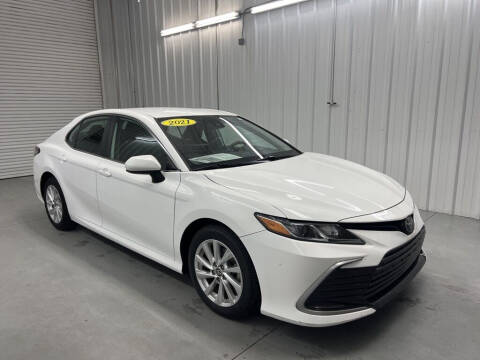 2021 Toyota Camry for sale at JOE BULLARD USED CARS in Mobile AL