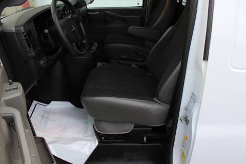 2023 GMC Savana 2500