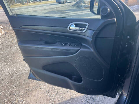 2021 Jeep Grand Cherokee Laredo E