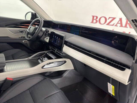 2025 Lincoln Nautilus Reserve