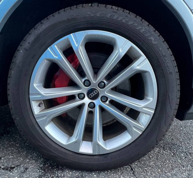 2025 Audi Q7 quattro Premium Plus 55 TFSI