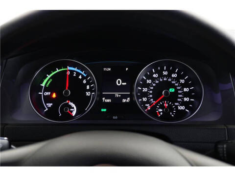 2016 Volkswagen e-Golf SE