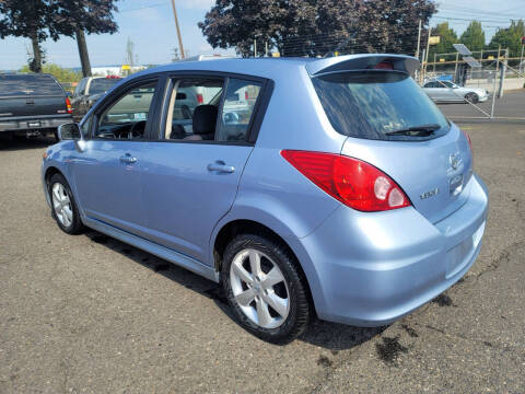 2010 Nissan Versa 1.8 S