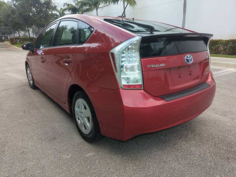 2011 Toyota Prius Two