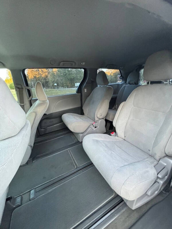 2018 Toyota Sienna L 7-Passenger