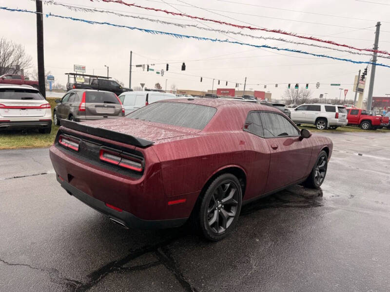 2020 Dodge Challenger SXT