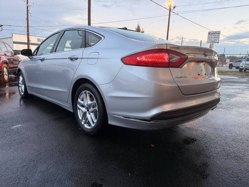 2013 Ford Fusion SE