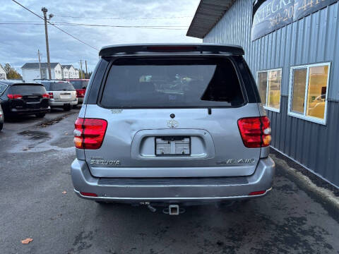 2003 Toyota Sequoia SR5