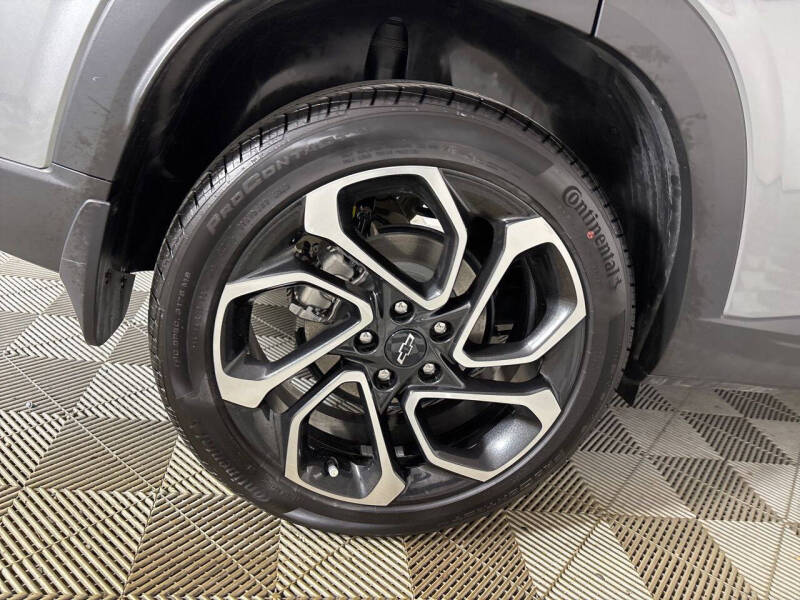 2025 Chevrolet Trax RS