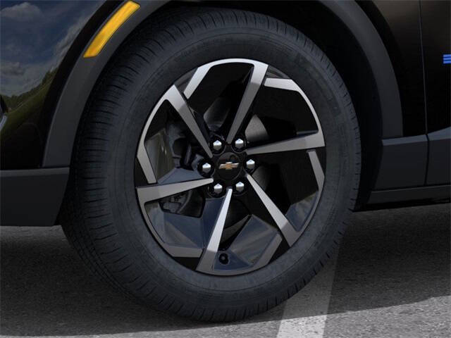 2026 Chevrolet Equinox EV LT 2