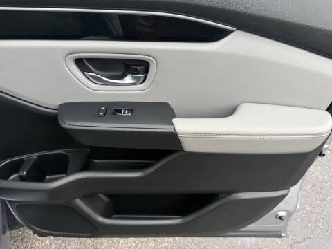 2024 Honda Pilot Touring