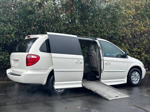 2002 Dodge Grand Caravan for sale at Beaverton Auto Wholesale LLC in Hillsboro OR