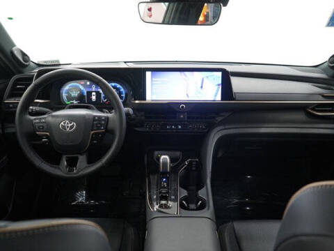 2026 Toyota Crown Platinum