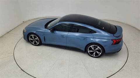 2022 Audi e-tron GT quattro Premium Plus