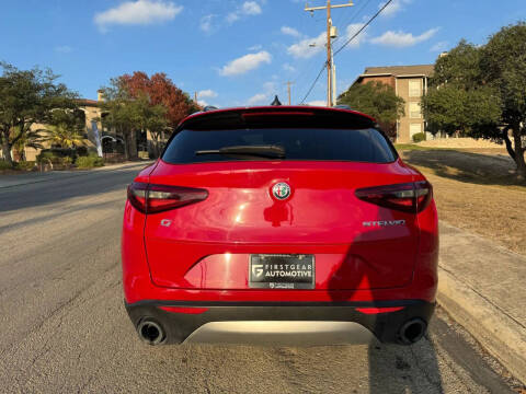 2019 Alfa Romeo Stelvio Sport