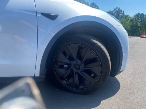 2024 Tesla Model Y Long Range