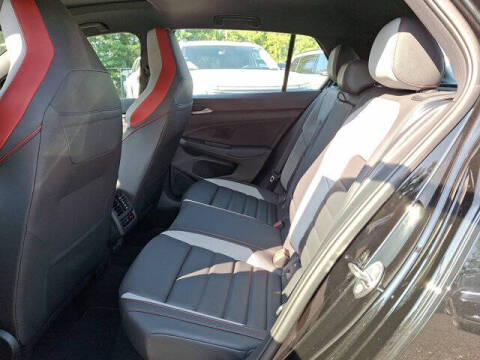 2025 Volkswagen Golf GTI Autobahn