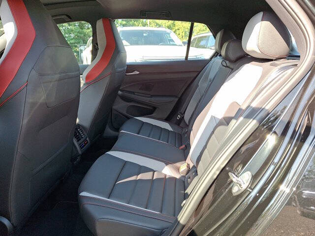 2025 Volkswagen Golf GTI Autobahn