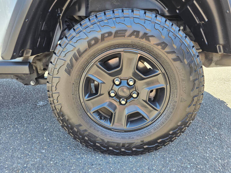 2021 Jeep Gladiator Mojave