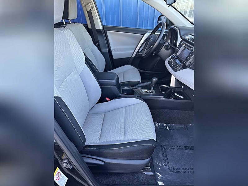 2016 Toyota RAV4 Hybrid XLE