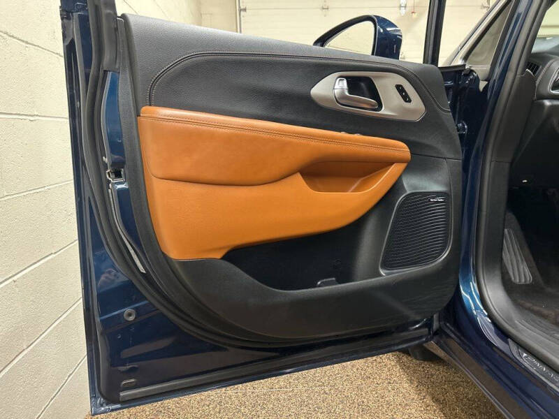 2024 Chrysler Pacifica Pinnacle