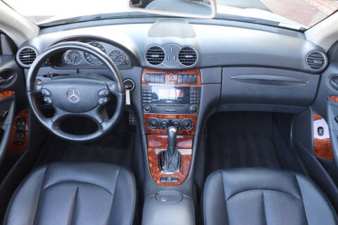 2005 Mercedes-Benz CLK CLK 320